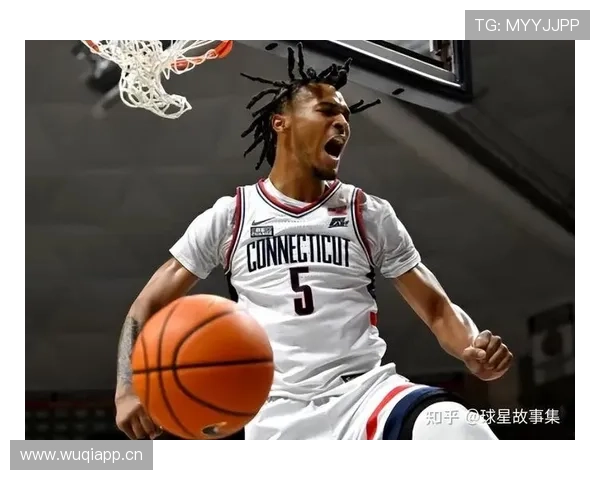 斯蒂芬·卡斯尔挡拆三分更活跃比上季拉开空间明显